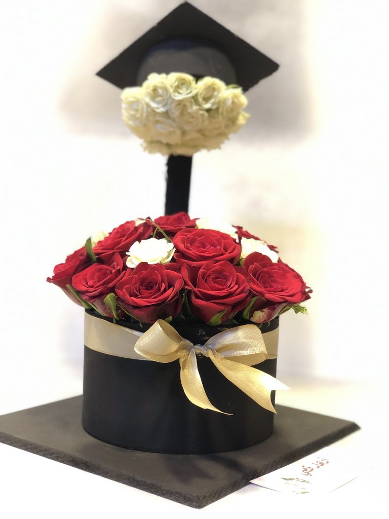 قبعة التخرج المميزه